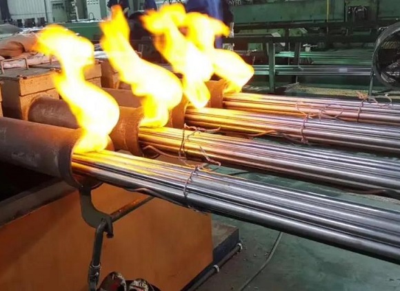 304不銹鋼管是如何生產(chǎn)的？