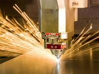 竟然說(shuō)不銹鋼管鉆孔簡(jiǎn)單，一看就是外行人